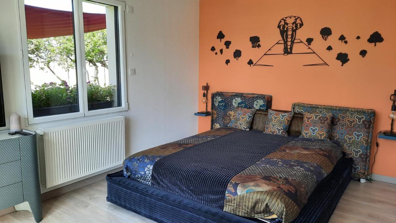 Les Gabions Bed and Breakfast Chaingy Exteriör bild