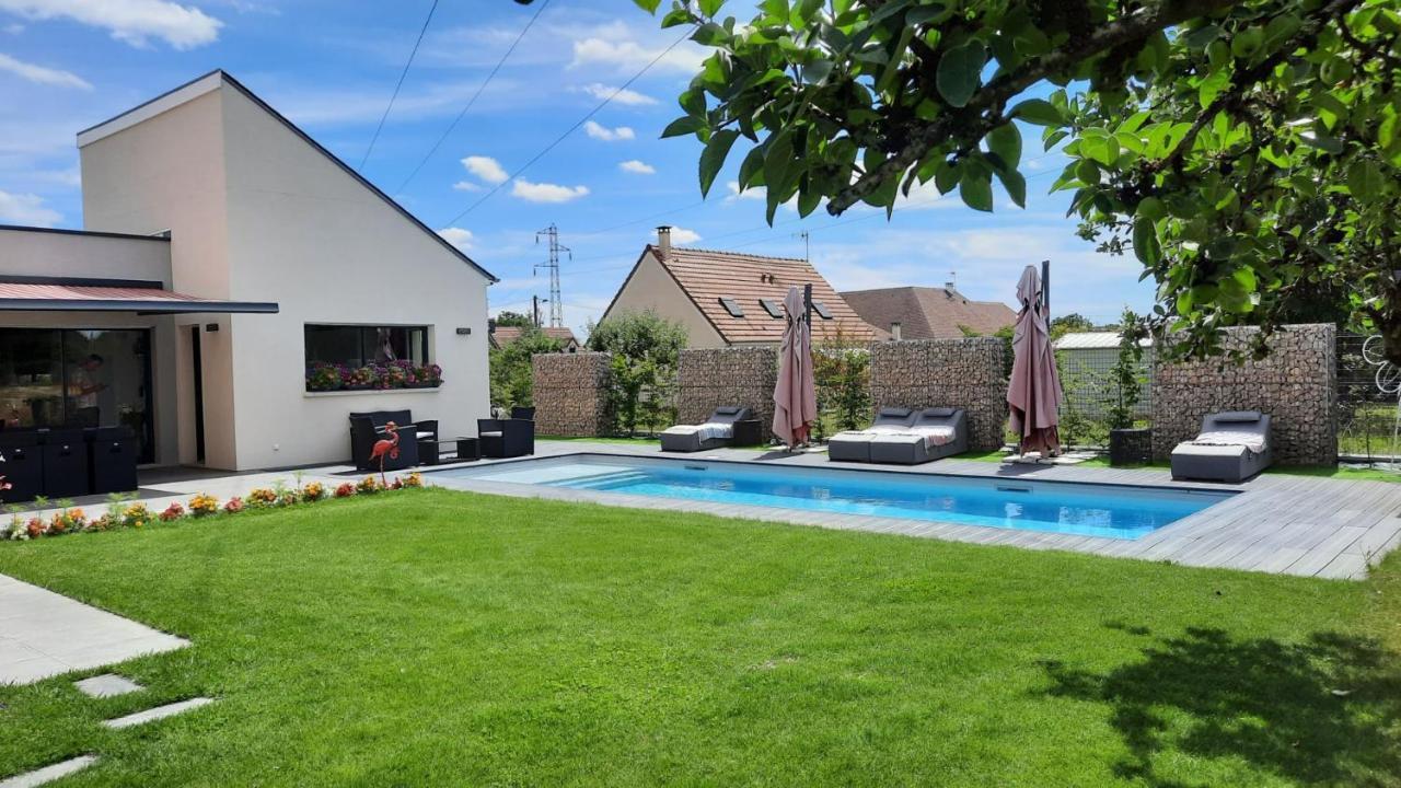 Les Gabions Bed and Breakfast Chaingy Exteriör bild