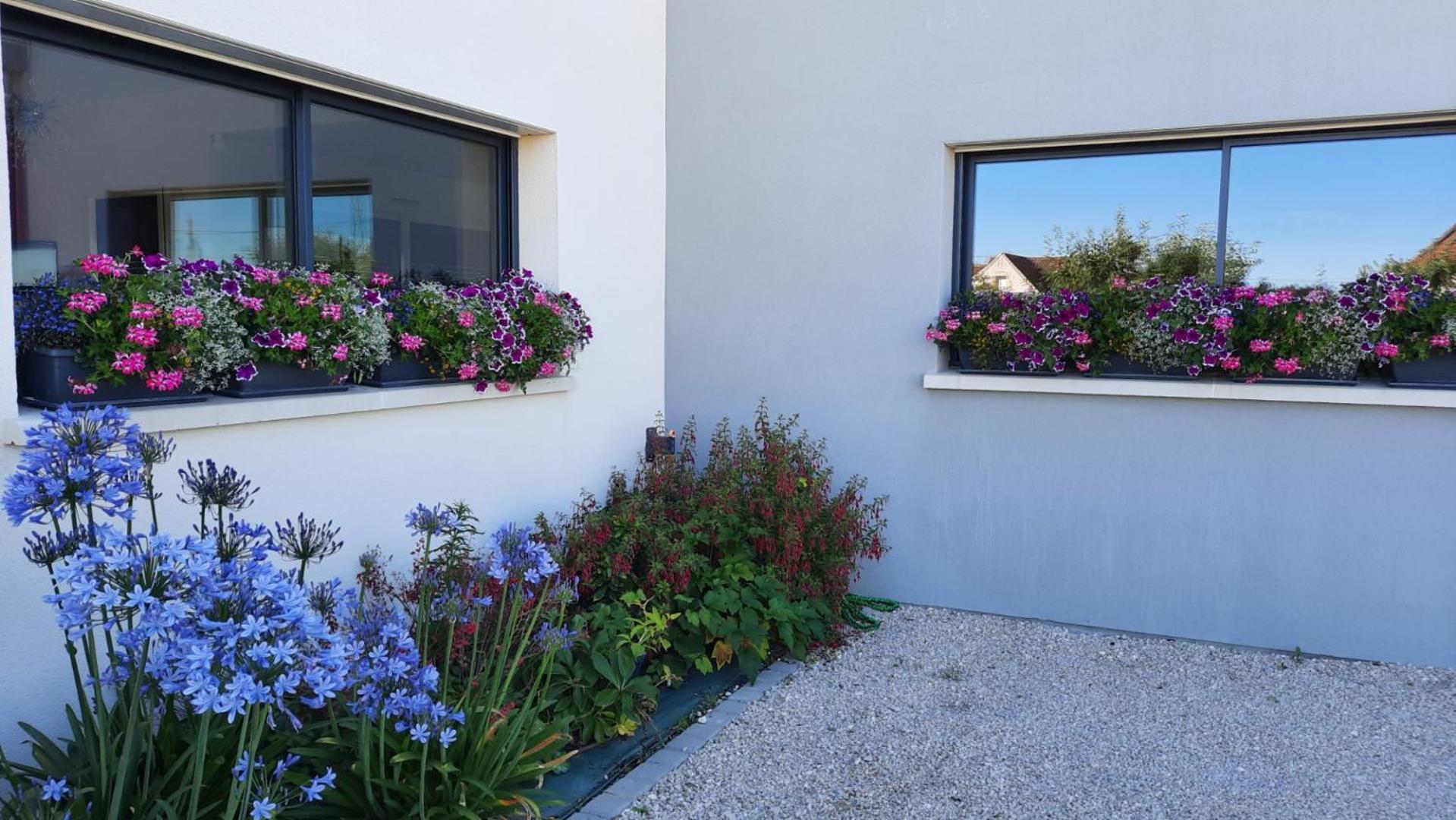 Les Gabions Bed and Breakfast Chaingy Exteriör bild